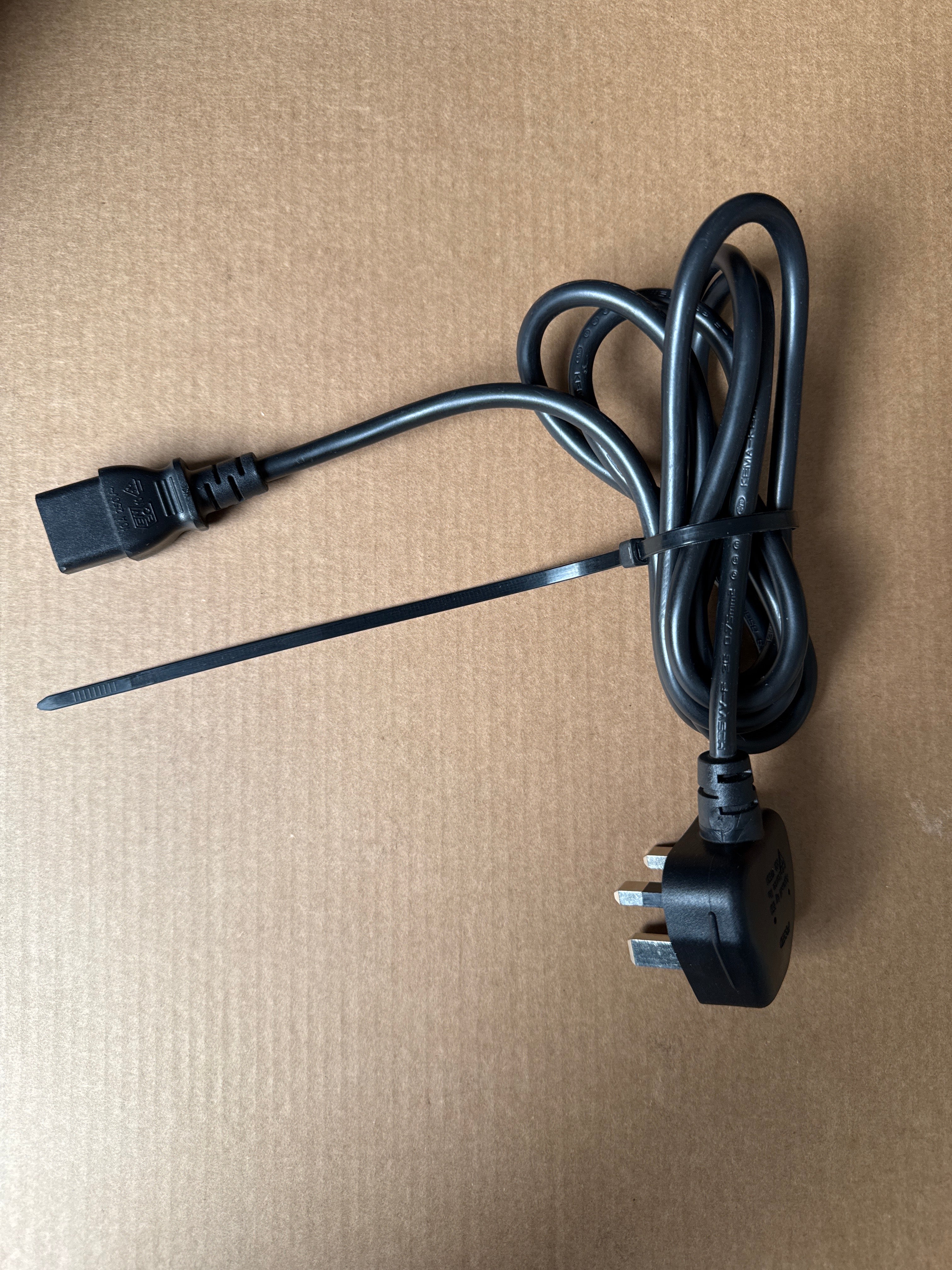 Dell Alienware G3 / G5 / G7 / G25 PSU Charger BRJ90200500