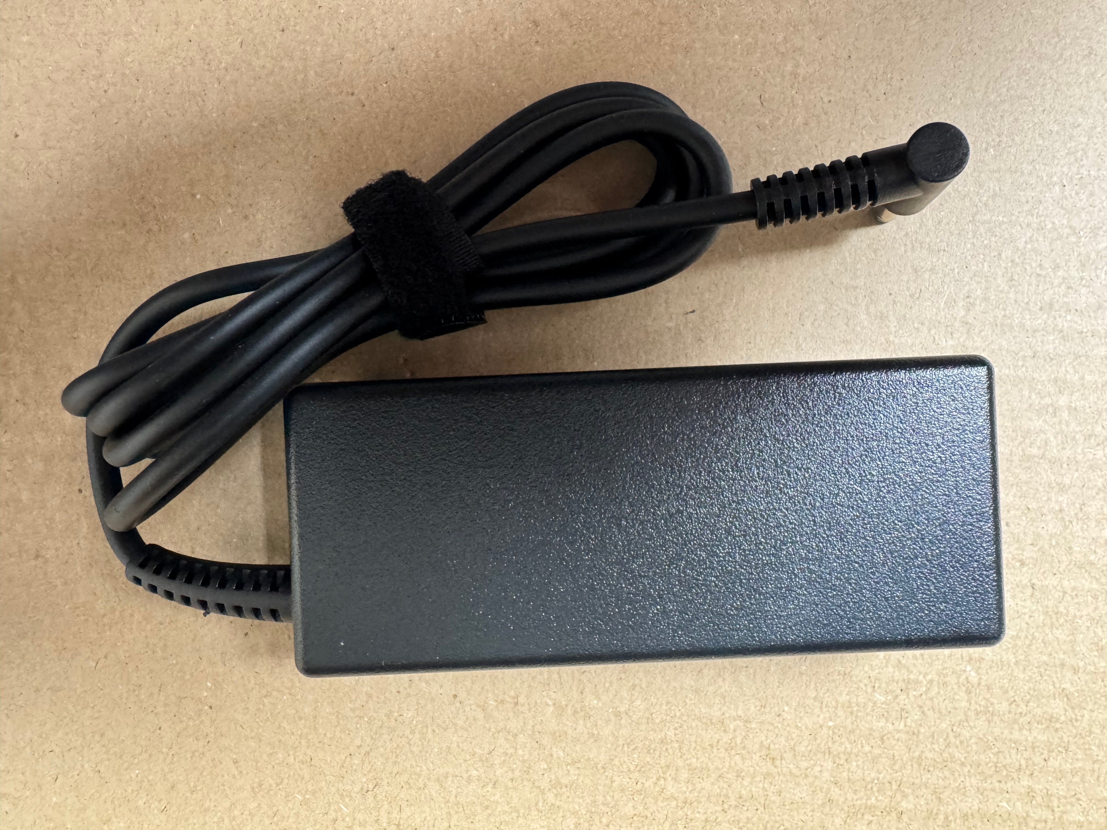 Genuine Original HP 19.5V 65W Charger PSU Adapter Blue Small Tip 4.5mm NEW