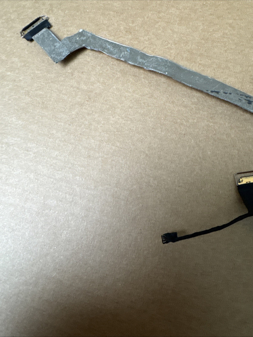 DELL LATITUDE 5440 LCD SCREEN CABLE / RIBBON - Refurb.