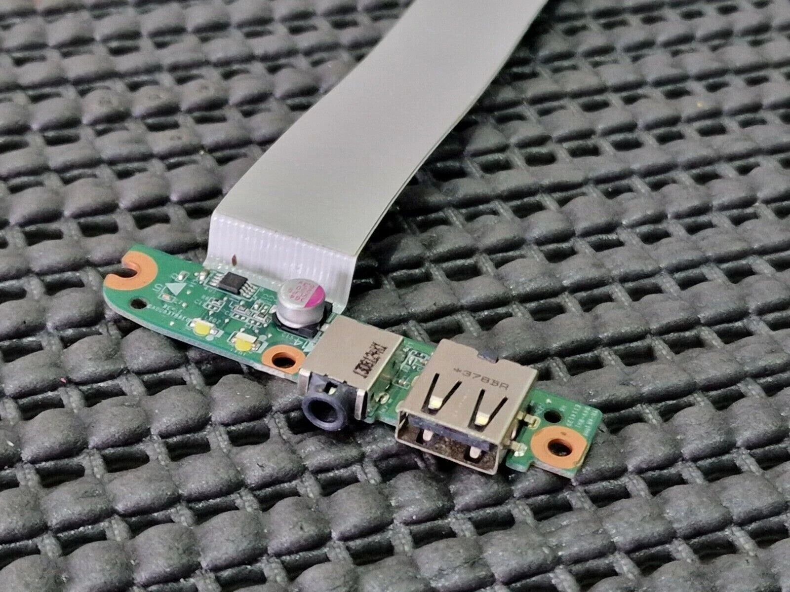 HP Pavilion 15-N 15-n083sa n096sa n240sa n070sa USB Audio Board DA0U83TB6E0 - Refurb.