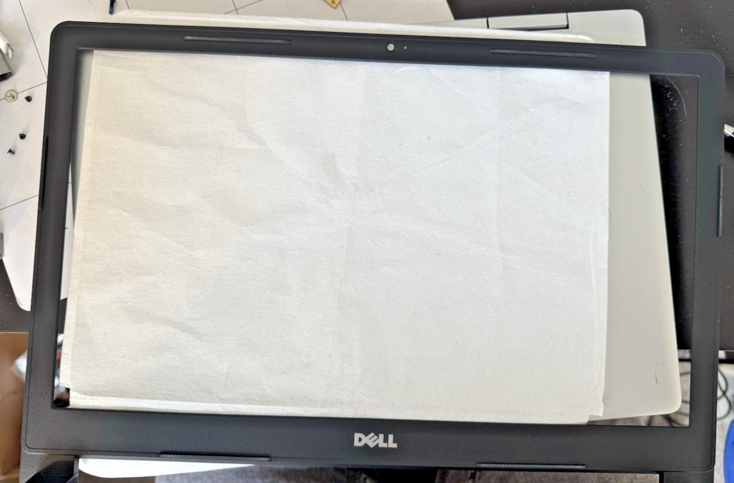 Dell Inspiron15 3567 3565 LCD Lid Bezel 06C63X Screen Surround Trim Bezel - Refurb.