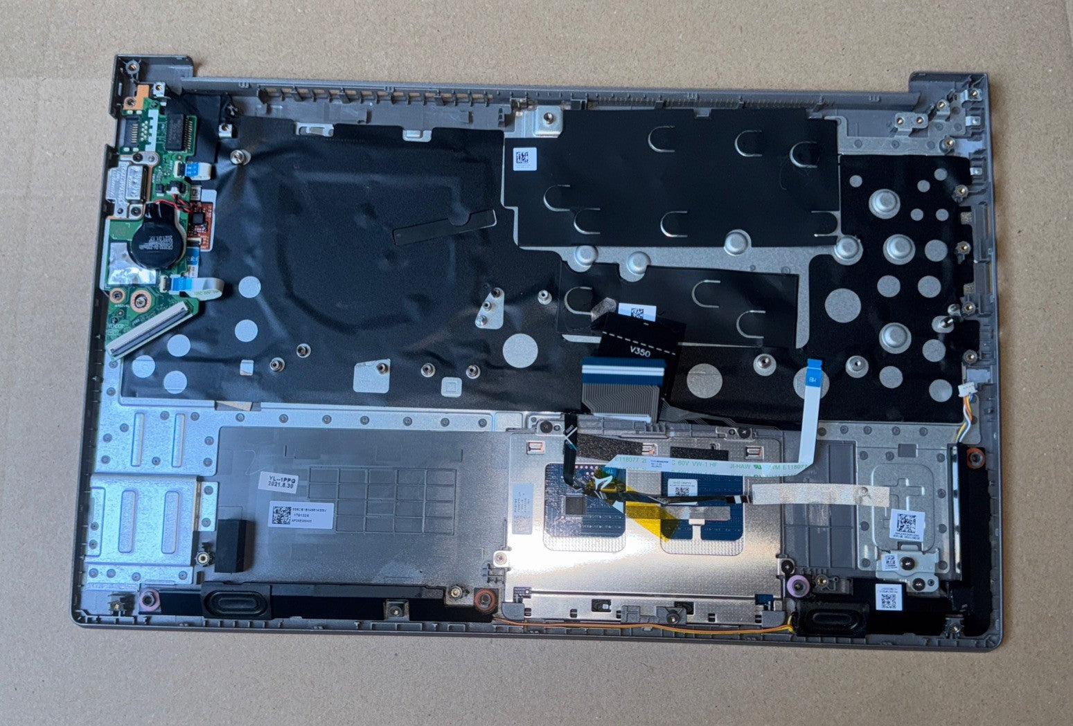Lenovo ThinkBook 15 G2 ITL UK Keyboard Touchpad Palmrest Assembly AP2XE000H00 - Refurb.