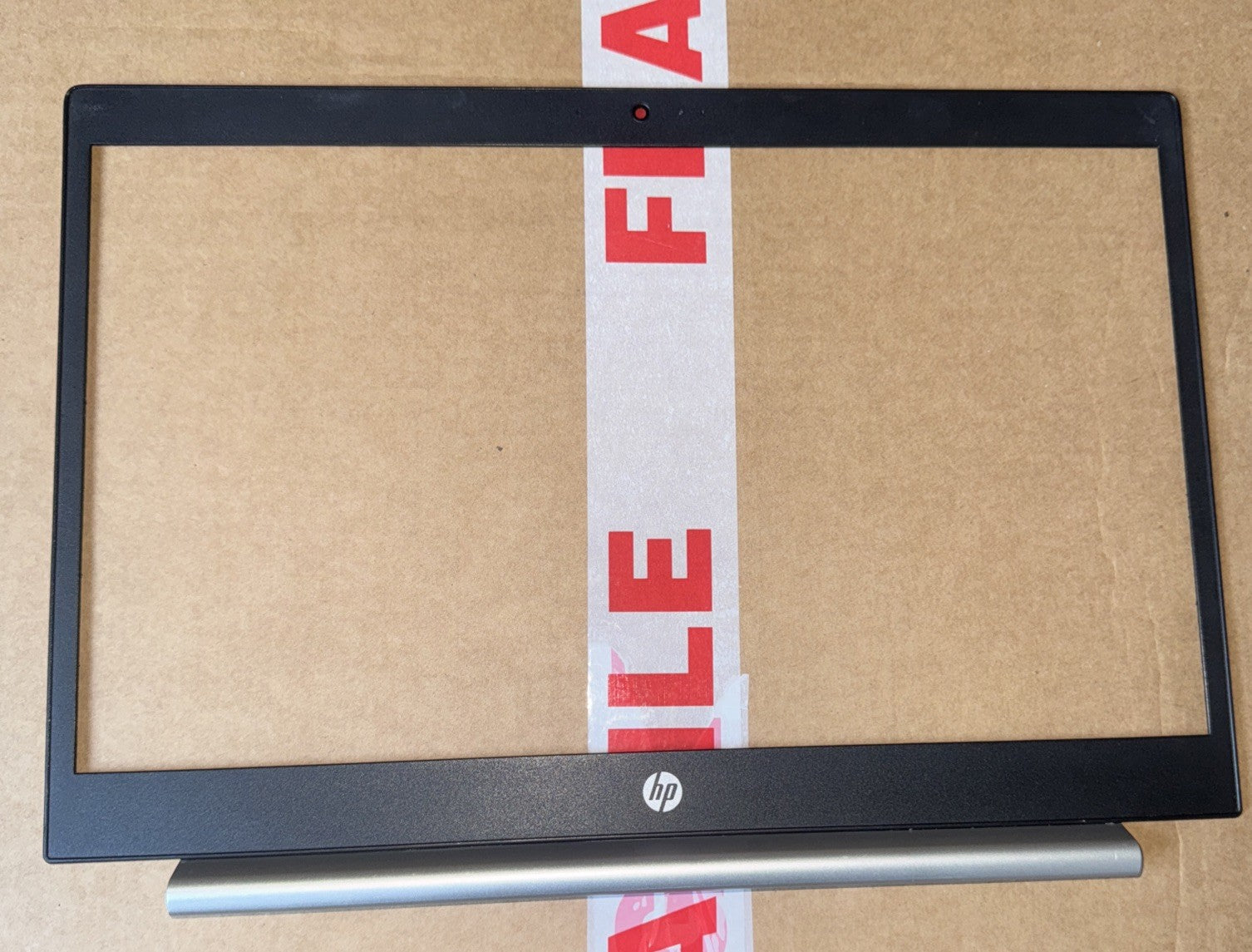 GENUINE Hp ProBook 450 G6 LCD Screen bezel Surround Trim Cover - Refurb.
