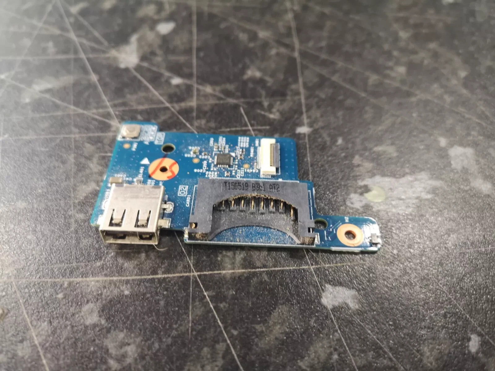 ACER ASPIRE ES1 531 - USB & SD CARD READER BOARD E89382 - Refurb.